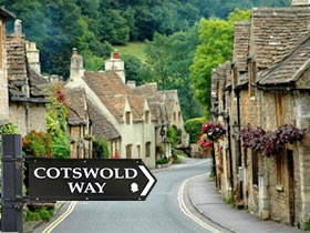 Cotswold Way Sign - Header Image